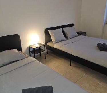 Parque das Nacoes House | spacious guest rooms