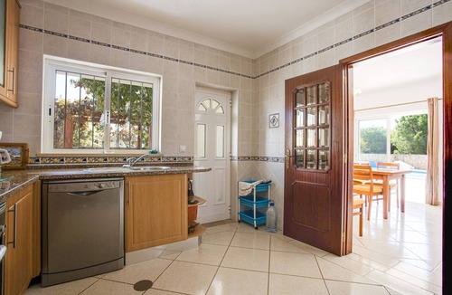 Carvoeiro Villa | Spacious Holiday Home "Casa das Romanzeiras" with Pool, Garden and Terraces