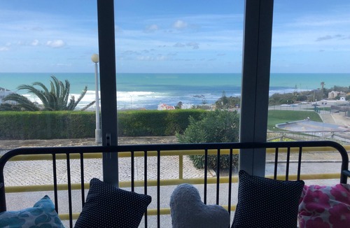 Empa Beach House | Spectacular ocean views - 5 min walk to beach