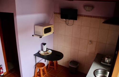 Braganca Apartment | Studio Pombal with Kitchenette (3 Guests)