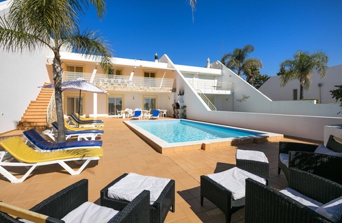 Praia da Luz House | Stunning house overlooking the ocean - Ideal for Family Groups