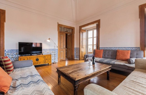 Santa Maria Maior Apartment | Stunning view, 4 bedrooms and 2 bathrooms, with an elevator