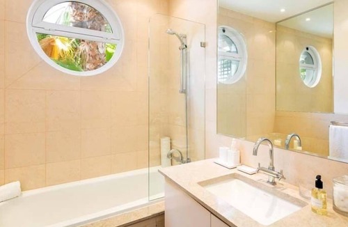 Quinta do Lago Villa | Stunning villa in Parque Atlantico, Quinta do Lago with private pool, jacuzzi, cinema room and games room AW4 - Almancil, Algarve