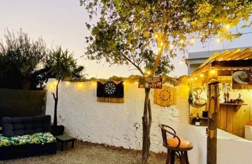 Sao Bras de Alportel Apartment | Stylish Modern Studio with Private Terrace & Shared Pool – Your Tranquil Getaway