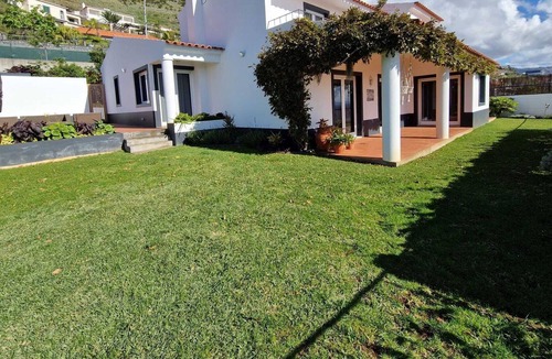Sao Martinho Villa | Stylish villa in Funchal - 5 min from the beach