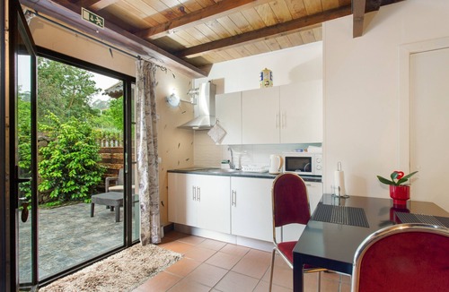 Sao Jorge Apartment | Sunset Village A Apartment with Sea View, Wi-Fi and Air Conditioning