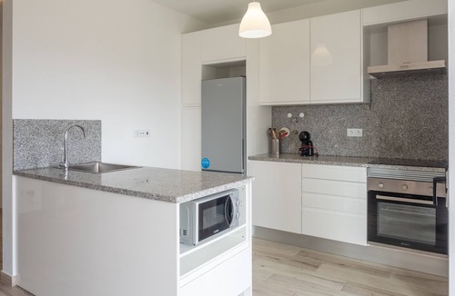 Espartal Apartment | Surfer's Pitstop Apartment