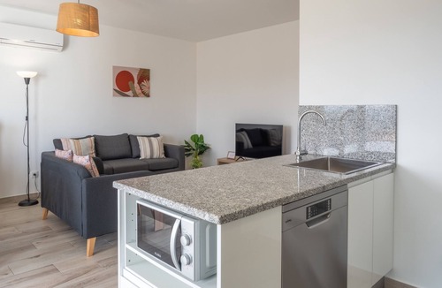 Espartal Apartment | Surfer's Pitstop Apartment