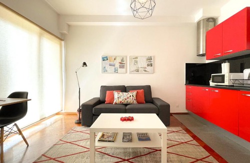 Casal da Ladeira Apartment | SWEET CHILI - Studio with balcony near Metro & Airport
