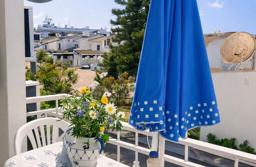 Areias de Sao Joao Condo | T2 Cond. Privado A/C. piscinas, praia a 500m