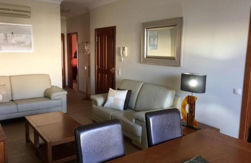 Cavacos Apartment | T2 Quarteira 1, Terraço BBQ Prestige For Home