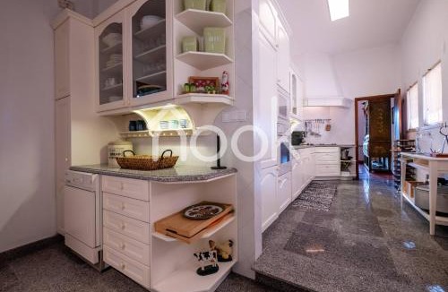 Aguas Belas Villa | The Lake House by NOOK