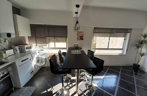 Povoa de Santa Iria e Forte da Casa Apartment | Trio Haven Apartment