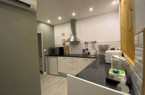 Ponta Delgada House | Urban 44 Guest House