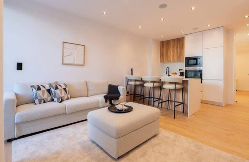 Bonfim Apartment | Urban Terrace & Stylish Living Spaces by HostWise