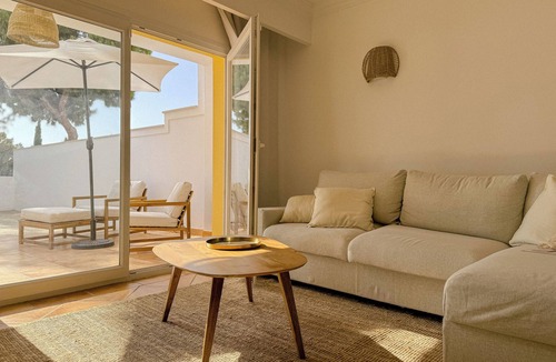 Vale do Garrao Villa | Vacant House - Garrão beach House