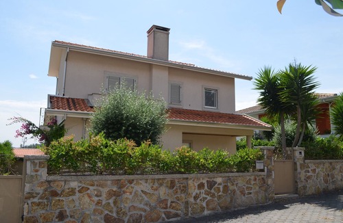 Santa Maria da Feira House | Valadas Guest House - 4 Bedroom Villa with Pool