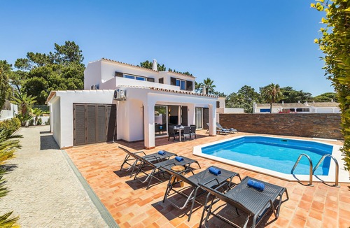 Vale do Lobo Villa | Vale do Lobo Villa: Private Pool, free WiFi SKY TV & A/C in tranquil cul-de-sac