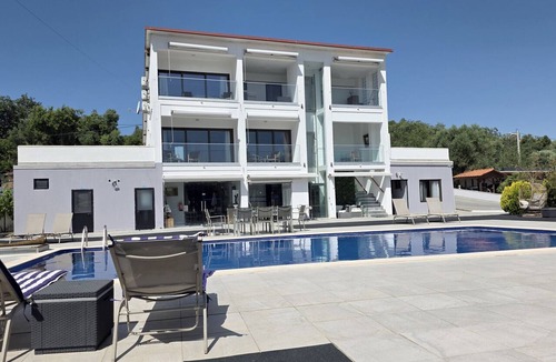 Paraiso Cottage | Vale Paraiso Relax Lounge