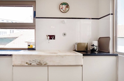 Bonfim Apartment | VICTORIA - ELEGANT AND SPACIOUS ART DECO APARTMENT
