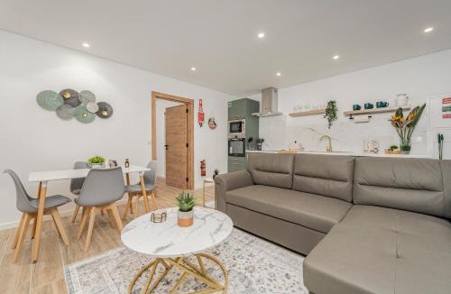Gaula Apartment | Vienna apartment Alpine escape villa