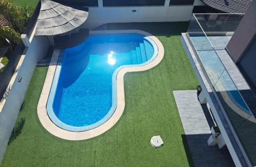 Carvoeira Villa | Vila Gomes