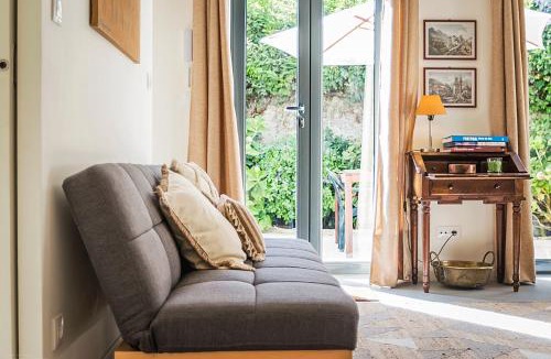 Sintra Ski Chalet | Vila Santa Maria - Cosy Guest House
