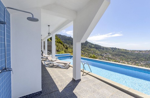 Arco da Calheta Villa | Villa Acacia- Spectacular Ocean view & heated pool