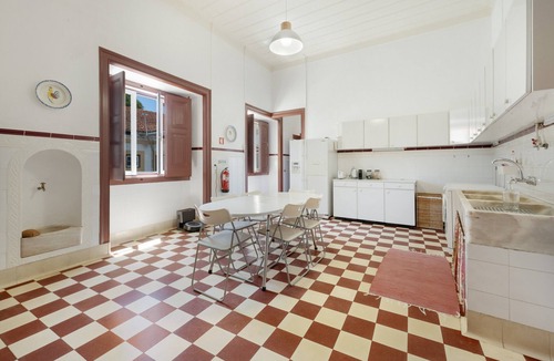 Vale de Mulheres Villa | Villa 'Casa Da Vila' with Mountain View, Wi-Fi and Air Conditioning