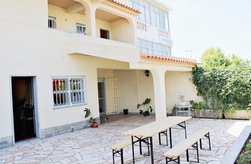 Carcavelos Hostel | Villa do Sol Carcavelos Beach House