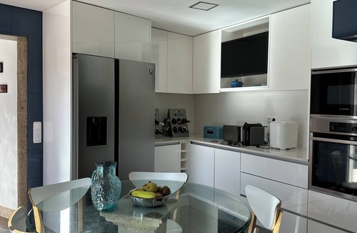Perre House | Villa dos Amados - Pool & Sports Retreat near Viana do Castelo