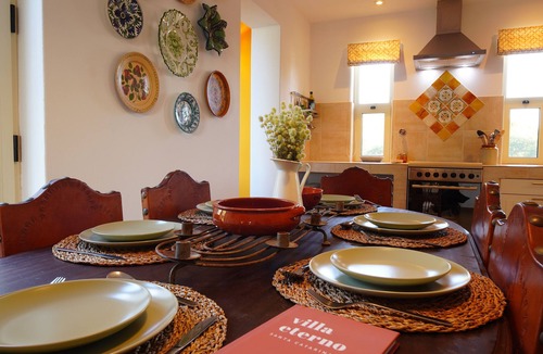 Fonte do Bispo House | Villa Eterno: A Charming Hilltop Retreat, with plunge pool