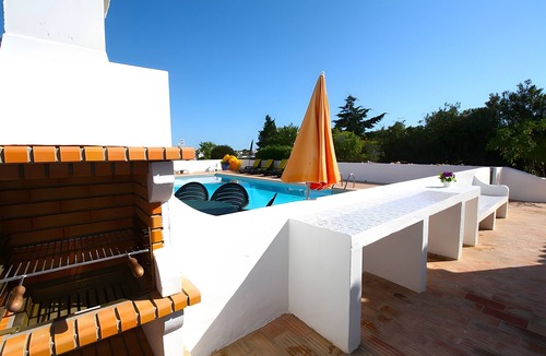 Mato Serrao Villa | Villa 'In Carvoeiro' with Sea View, Wi-Fi and Air Conditioning