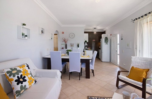 Loule Villa | Villa 'J R Dream House' with Private Pool, Sports Equipment, Wi-Fi, AC, Private Parking