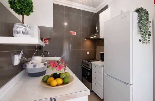 Loule Villa | Villa 'J R Dream House' with Private Pool, Sports Equipment, Wi-Fi, AC, Private Parking