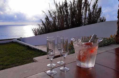 Magoito Villa | Villa over the Atlantic Ocean in Magoito-Sintra