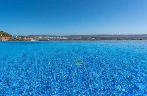 Salir do Porto Villa | Villa São Martinho - Modern Villa with private swimming pool and sea views