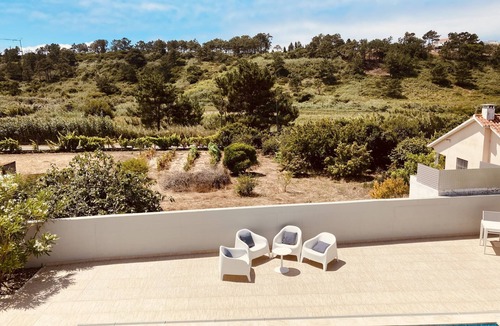 Foz do Arelho Villa | Villa with (heated) private pool close to beach and Lagoon Obidos