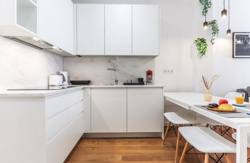 Santo Condestavel Apartment | Vita Portucale | Bright Campo Ourique w/Terrace