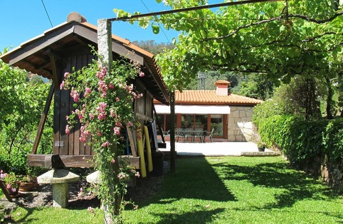 Bico Villa | Wonderful private villa with private pool, WIFI, TV, terrace, panoramic view and parking