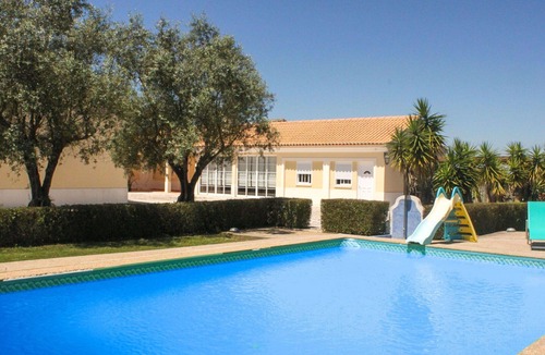 Montijo House | Wonderful villa for 6 guests with pool, WIFI, A/C, TV and terrace