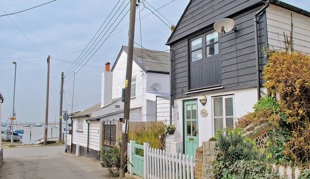 1 bedroom accommodation in West Mersea, near Colchester in Colchester