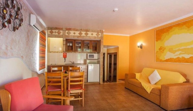 1-Bedroom Apartment with Pool and Garden View (3 Adults)