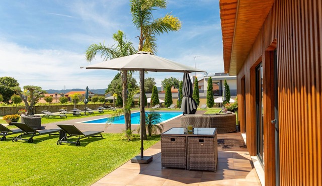 1 bedroom villa, close to the beach and mountain