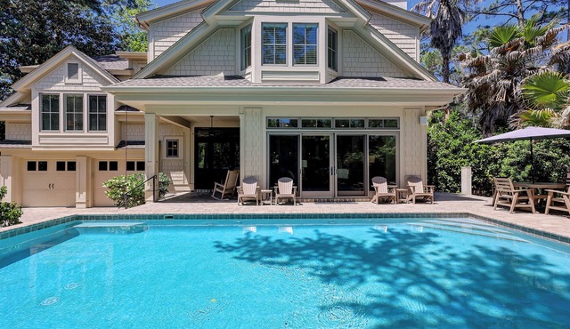 15 Green Heron- Spectacular! Large Private pool & 150 yard walk to the beach. in Hilton Head Island
