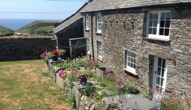 2 bedroom accommodation in Trebarwith, Delabole in Delabole