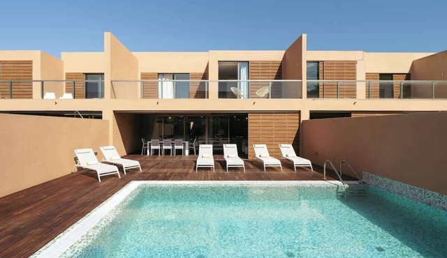 4BR Villa w/Private Pool | Salgados | DA’Home