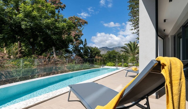 Acqua Sensation Suite by LovelyStay