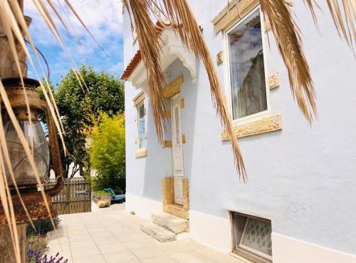 Aloha Beach House H in Parede