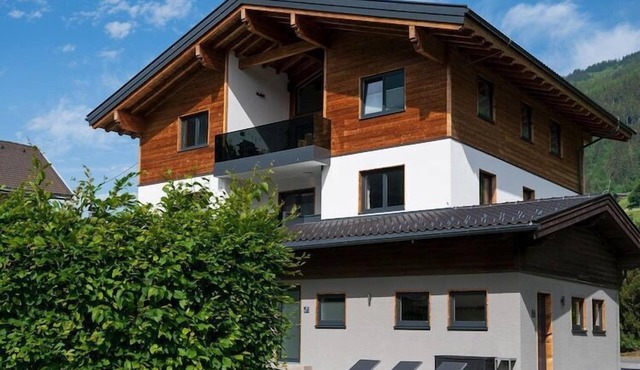 Apartment in Bramberg near Cable Car in Bramberg am Wildkogel